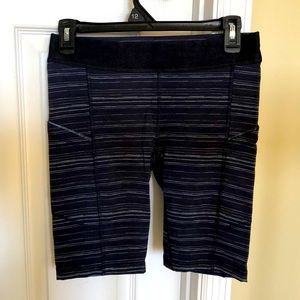 Lululemon run short with side pockets